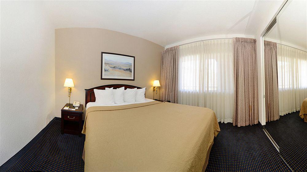 Quality Inn & Suites Oceanview Dana Point Exterior photo