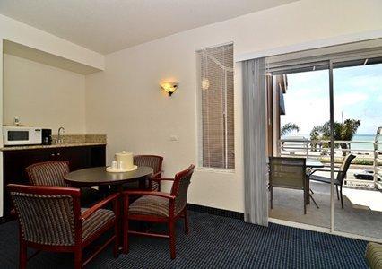 Quality Inn & Suites Oceanview Dana Point Exterior photo